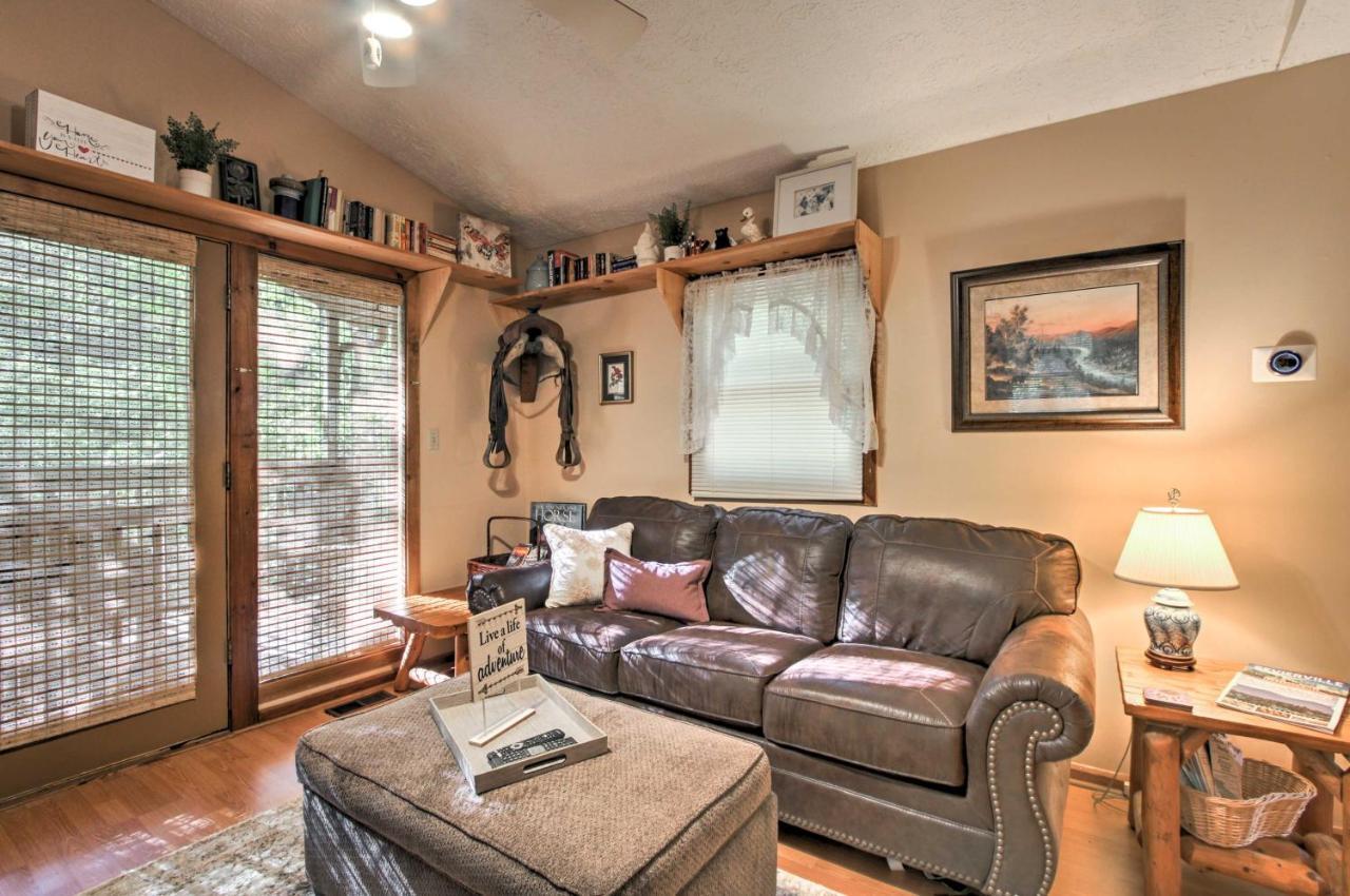 Gatlinburg Home With Hot Tub About 4 Mi To Town! Экстерьер фото