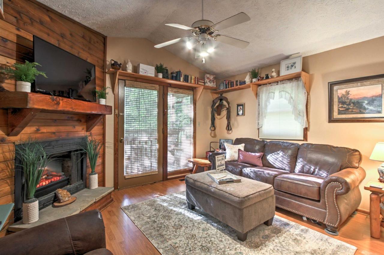 Gatlinburg Home With Hot Tub About 4 Mi To Town! Экстерьер фото
